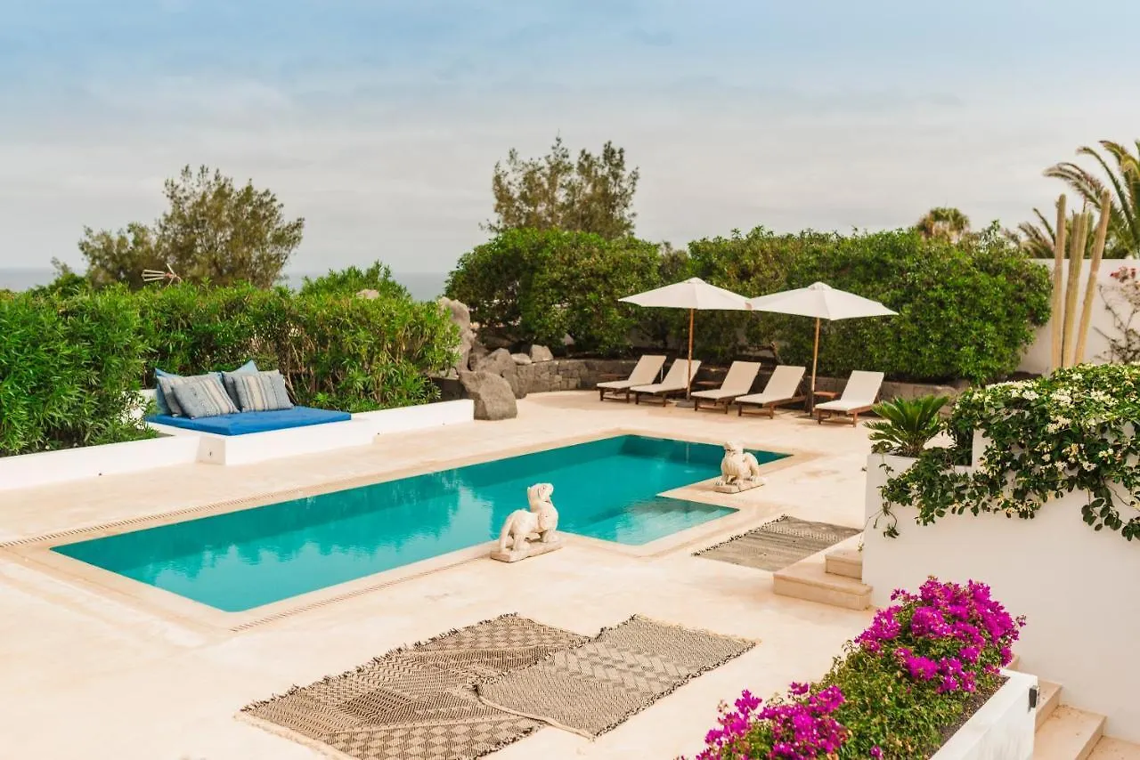 Apartment Thesuites Lanzarote Casa Sua Famara