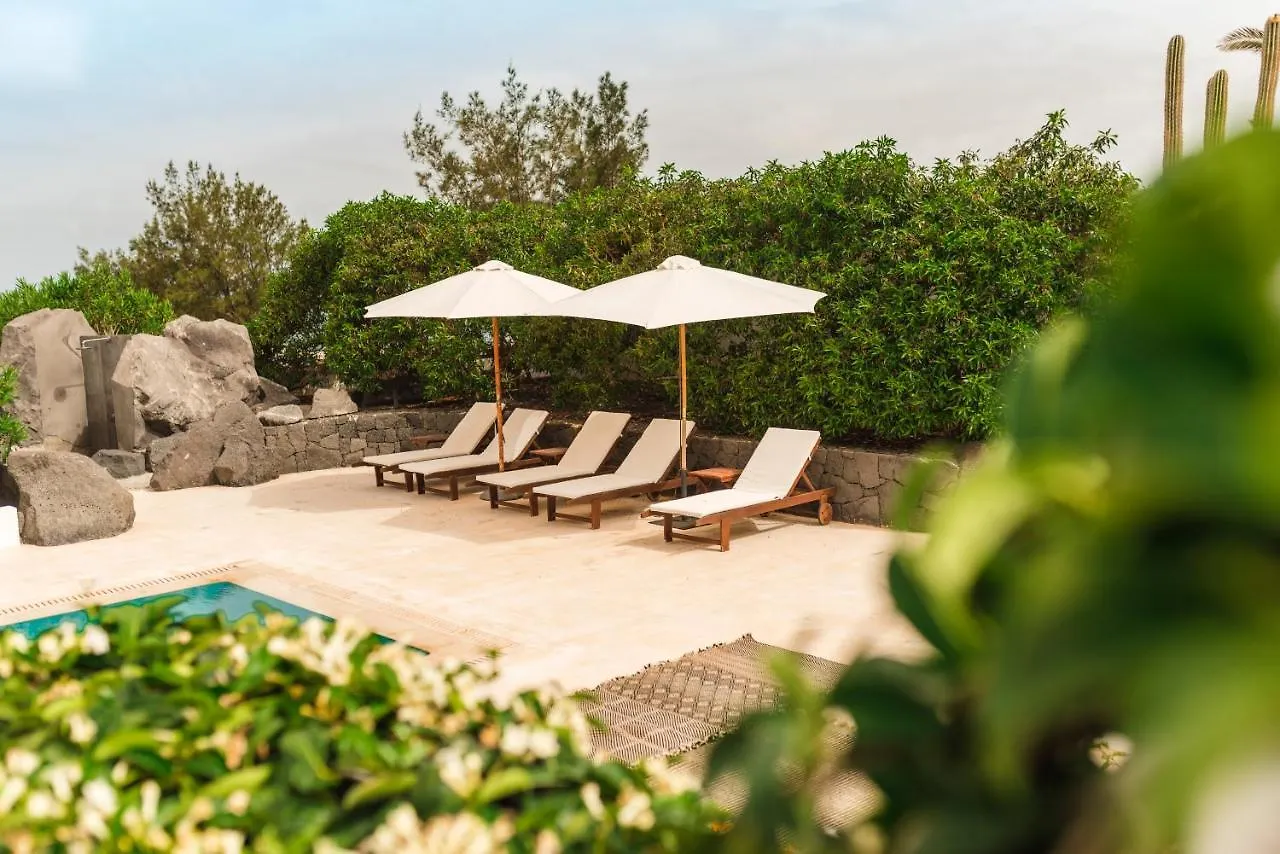 Thesuites Lanzarote Casa Sua Famara Spain